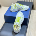 D-Sneakers