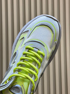 D-Sneakers