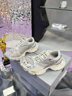 B-Sneakers