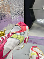 B-Sneakers