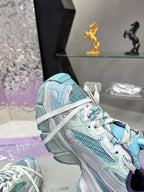 B-Sneakers