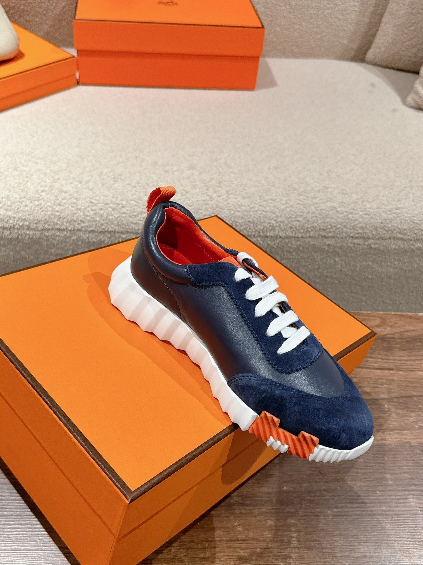 A-Sneakers