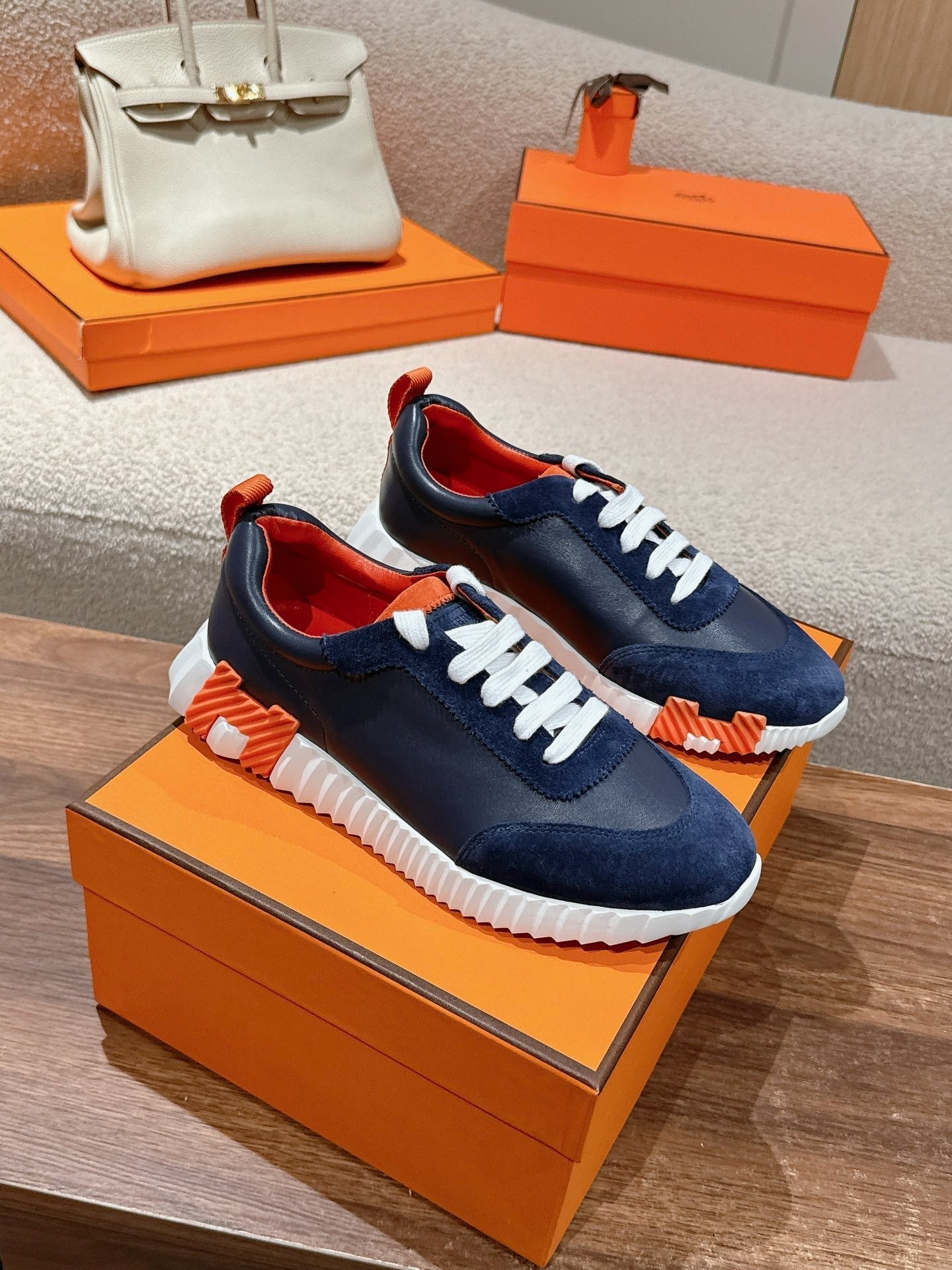 A-Sneakers
