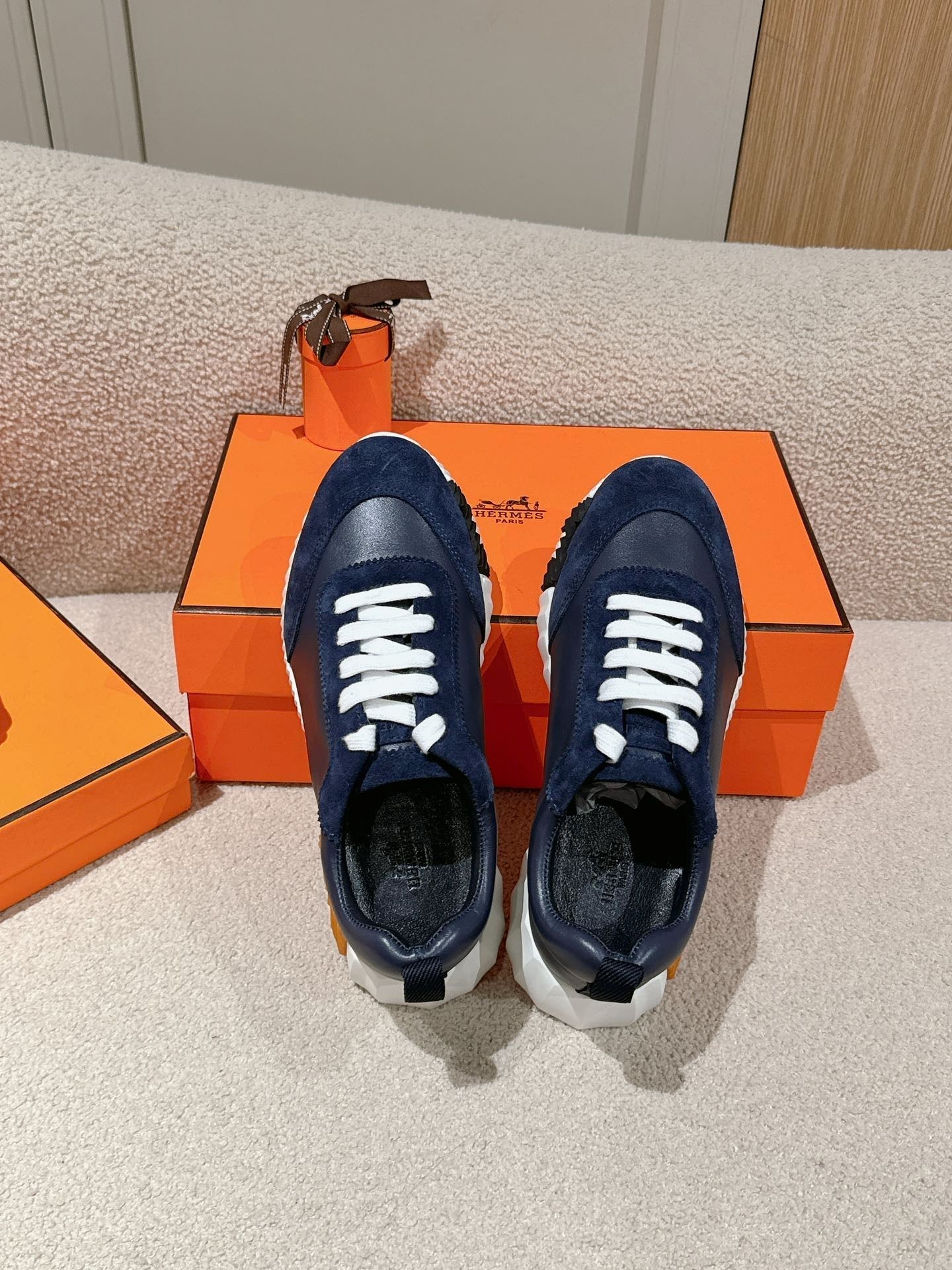 A-Sneakers