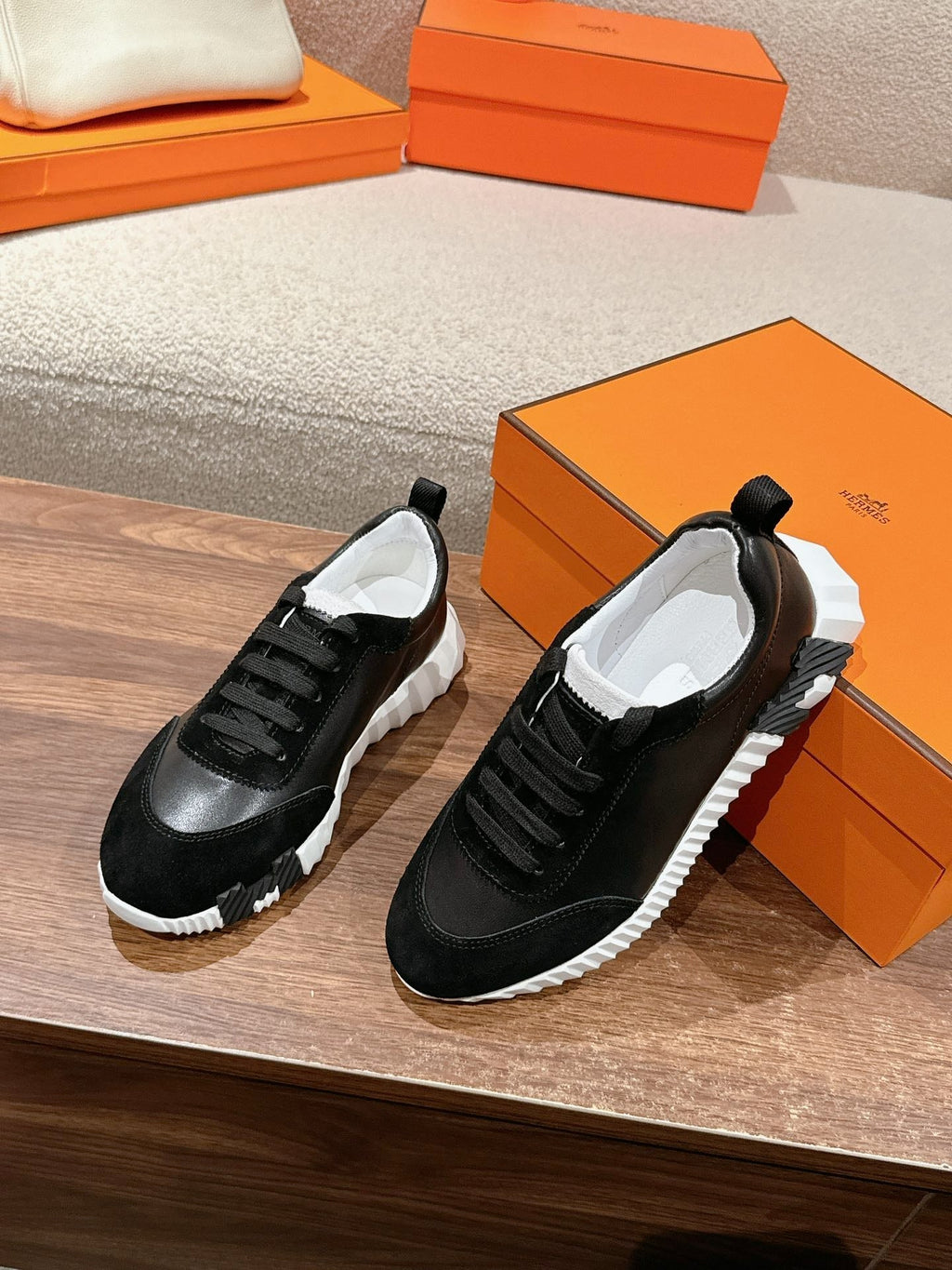 A-Sneakers