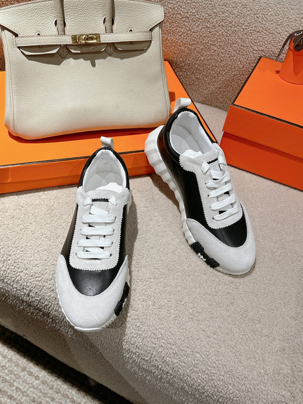 A-Sneakers