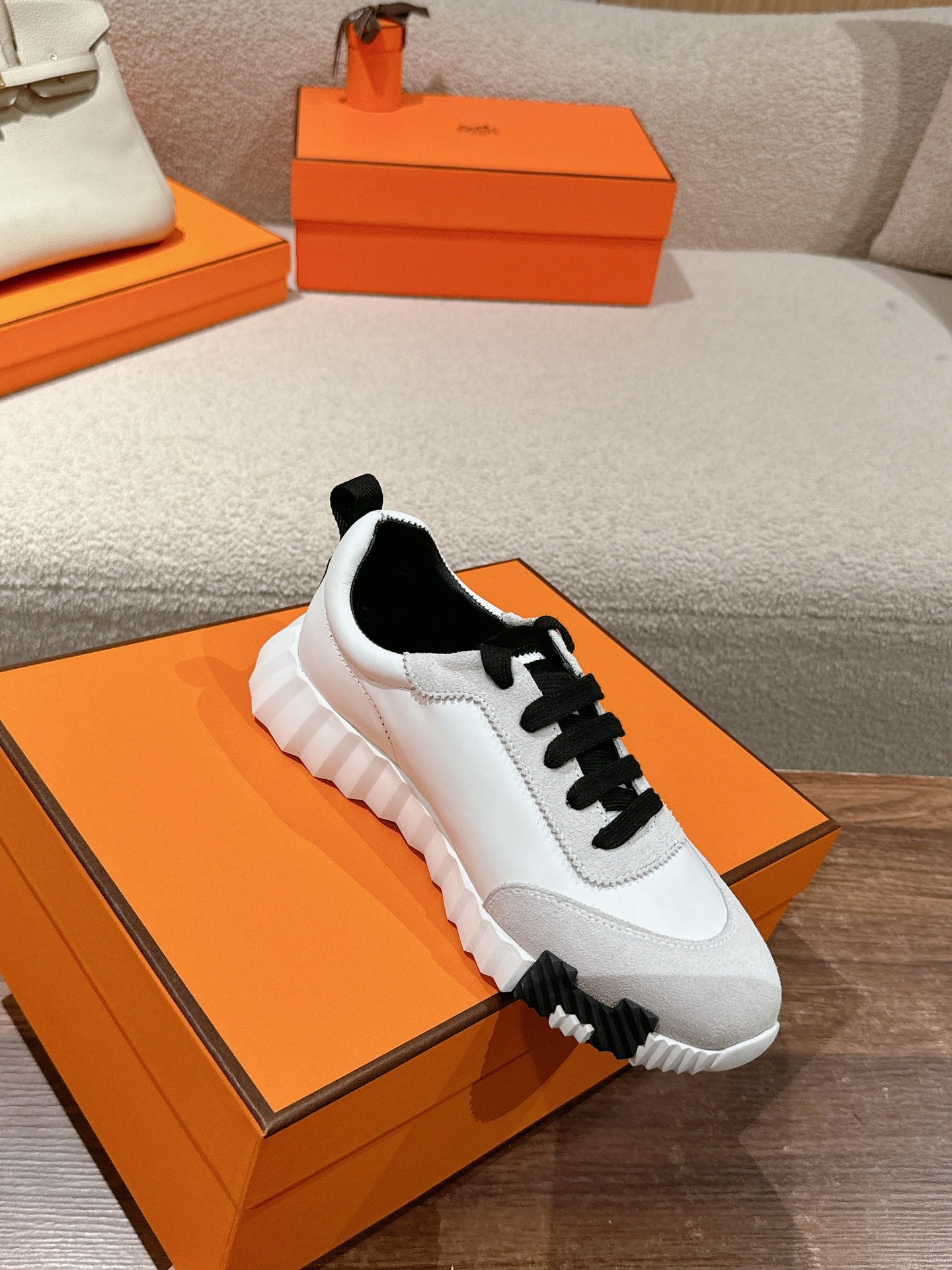 A-Sneakers
