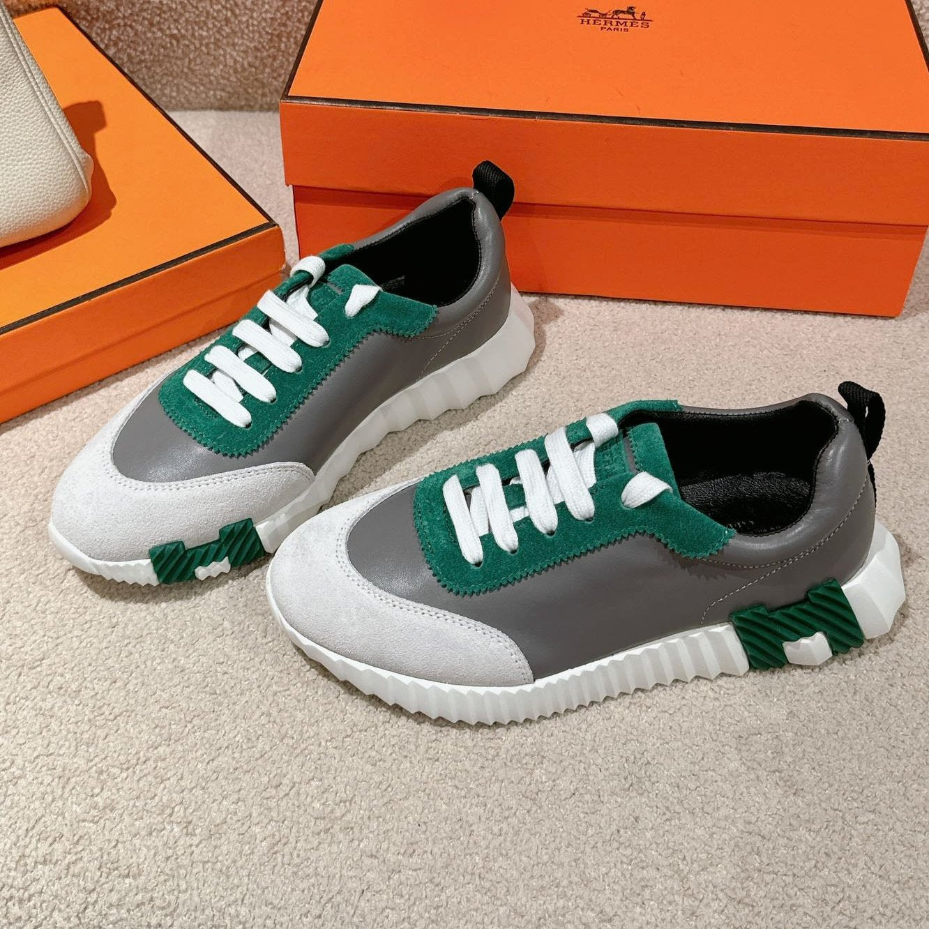 A-Sneakers