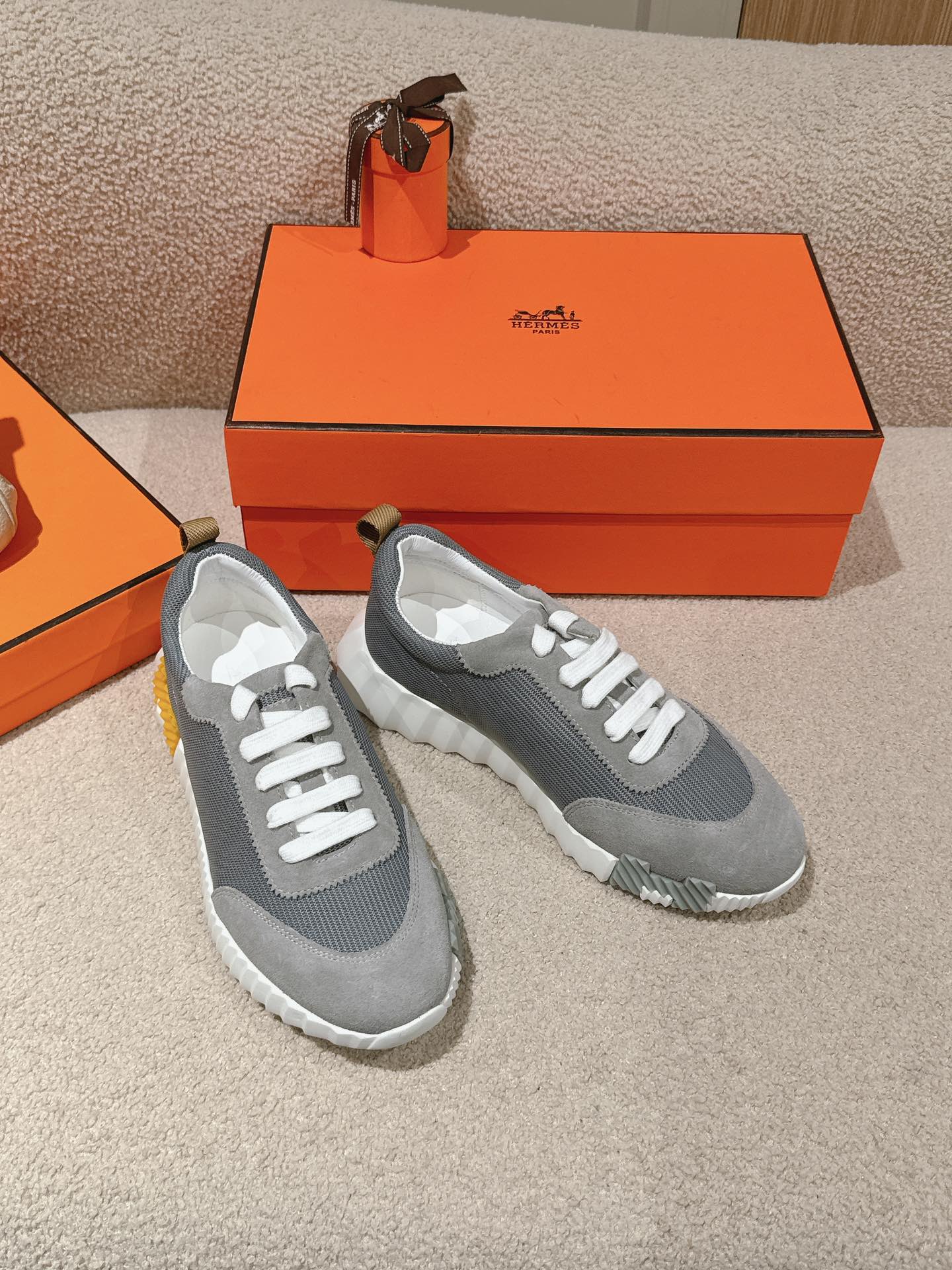 A-Sneakers