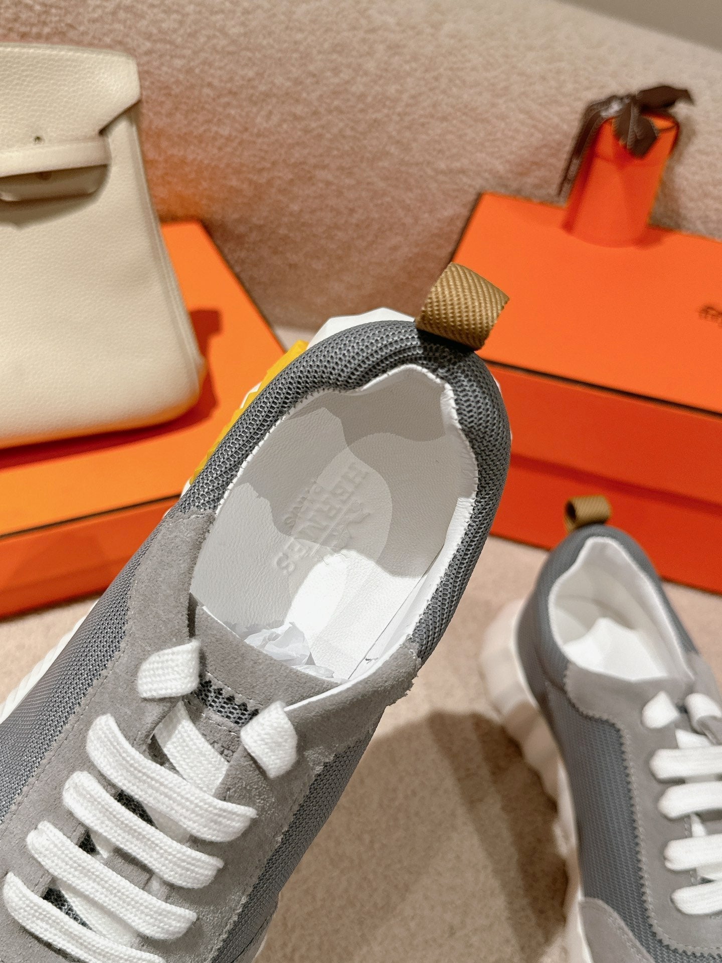 A-Sneakers