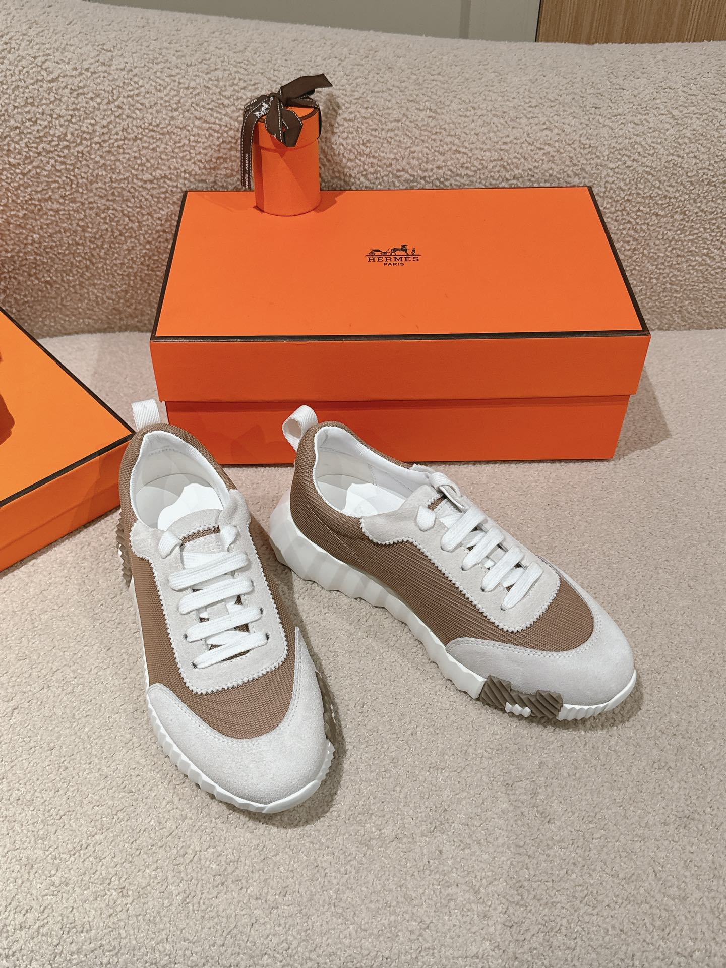 A-Sneakers