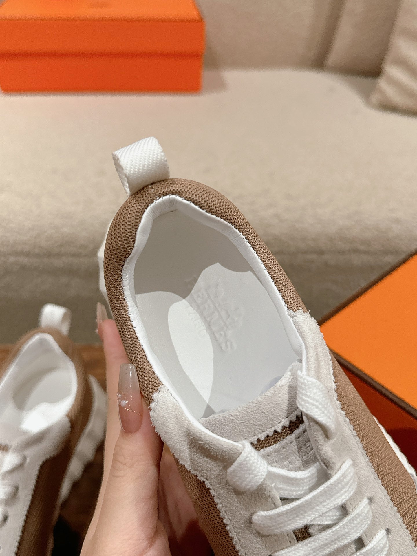 A-Sneakers
