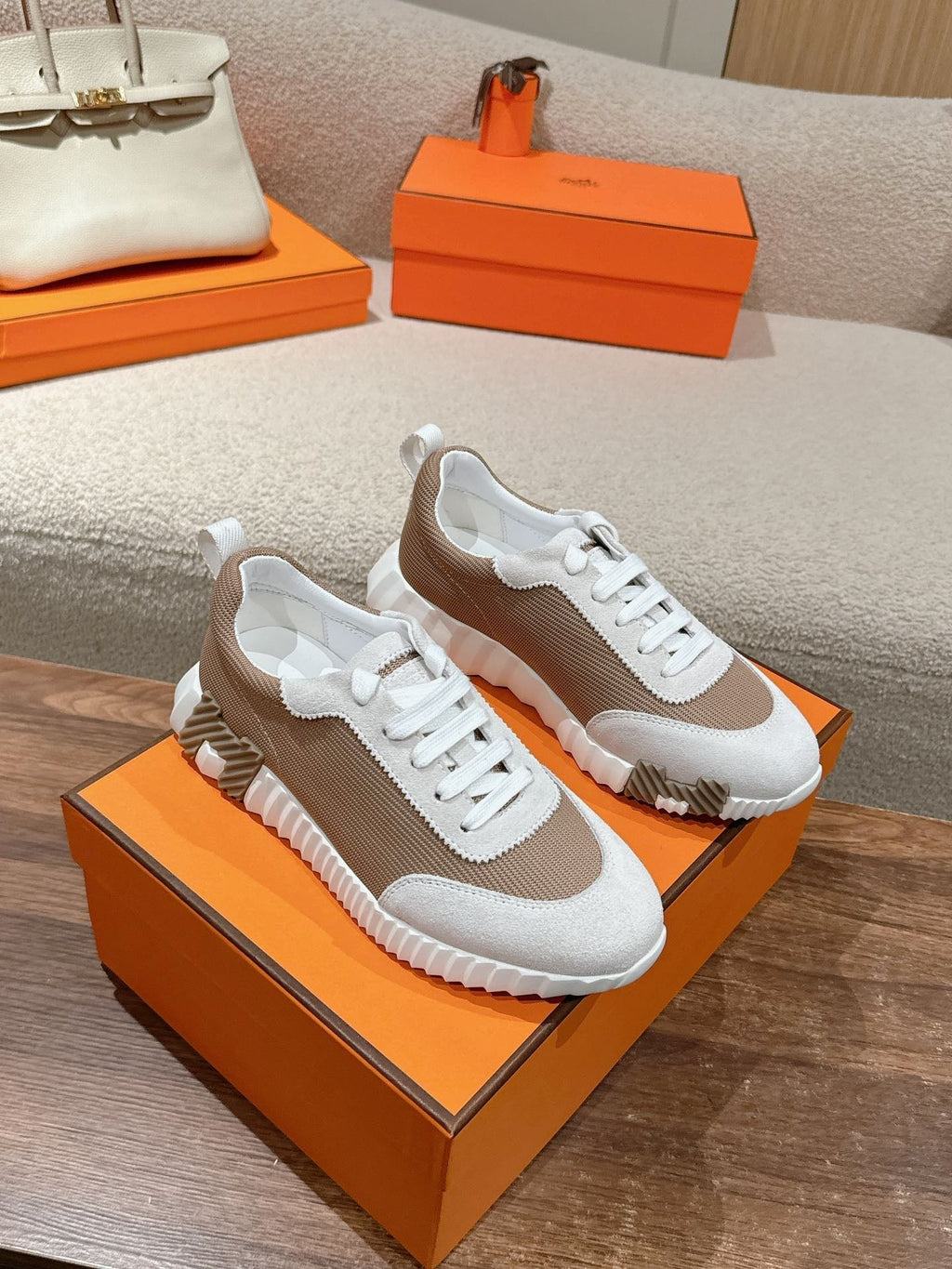 A-Sneakers