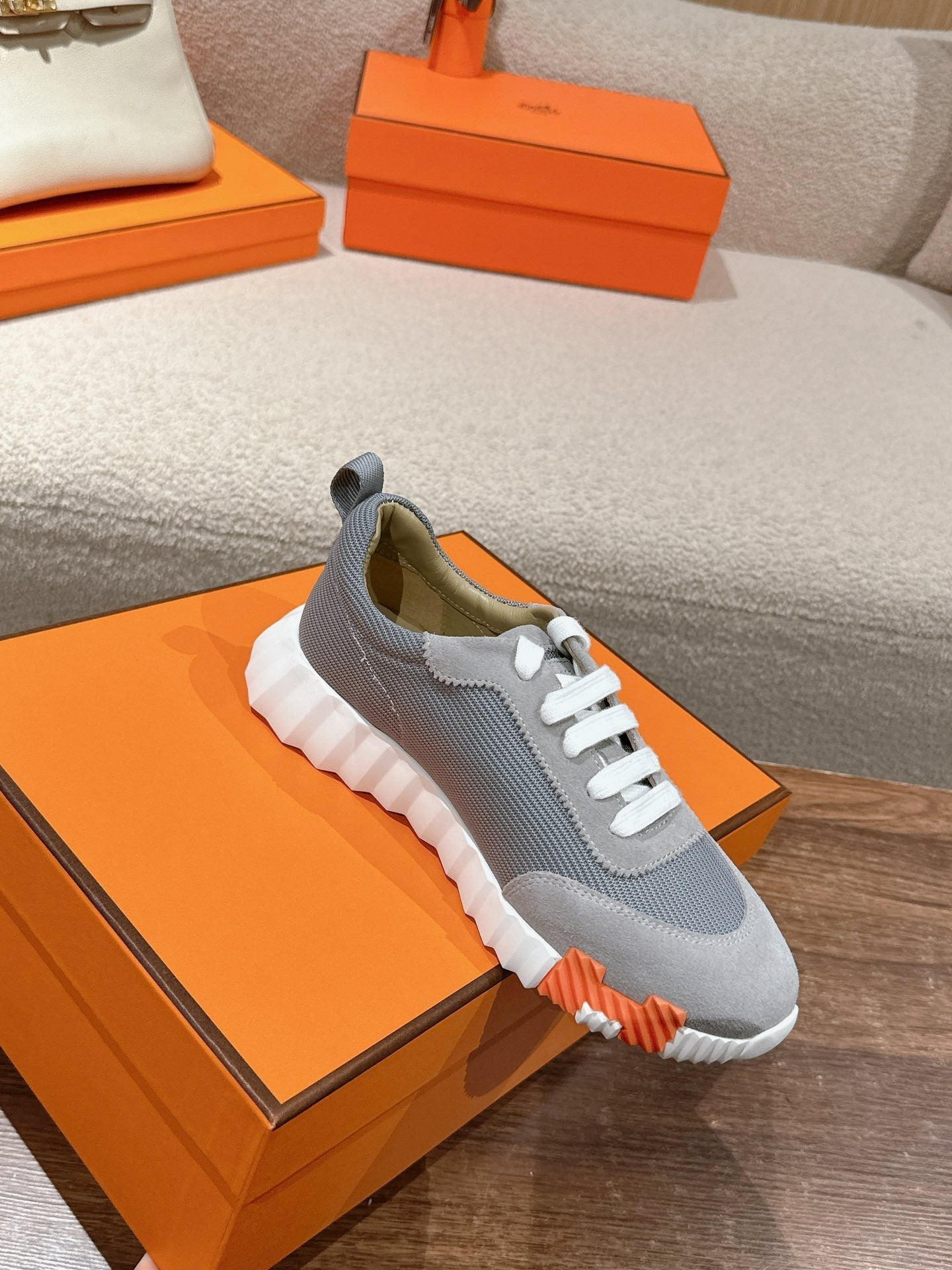 A-Sneakers