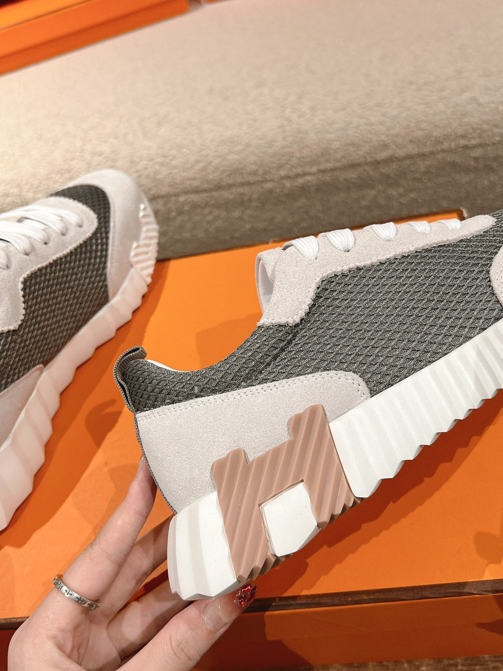 A-Sneakers
