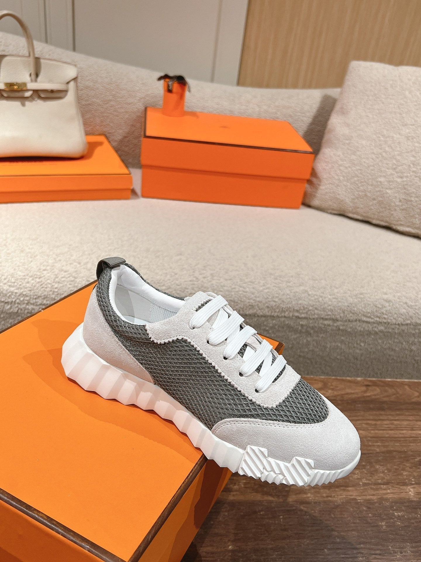 A-Sneakers