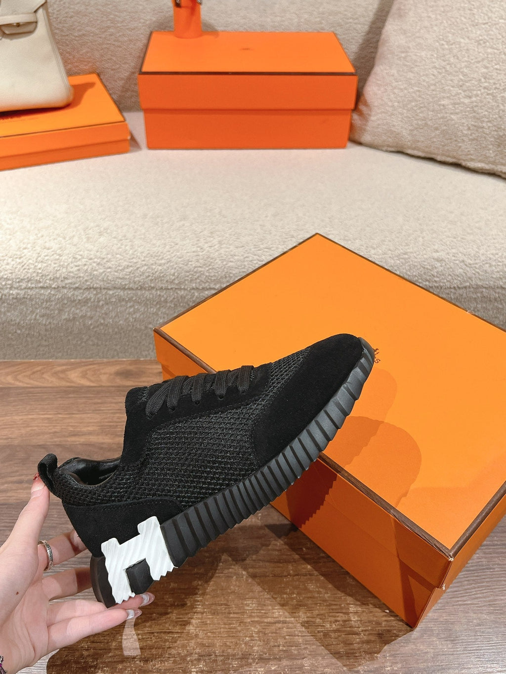 A-Sneakers