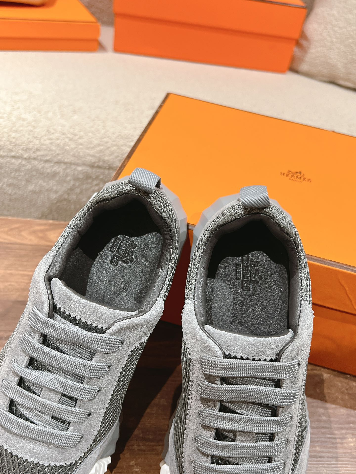 A-Sneakers