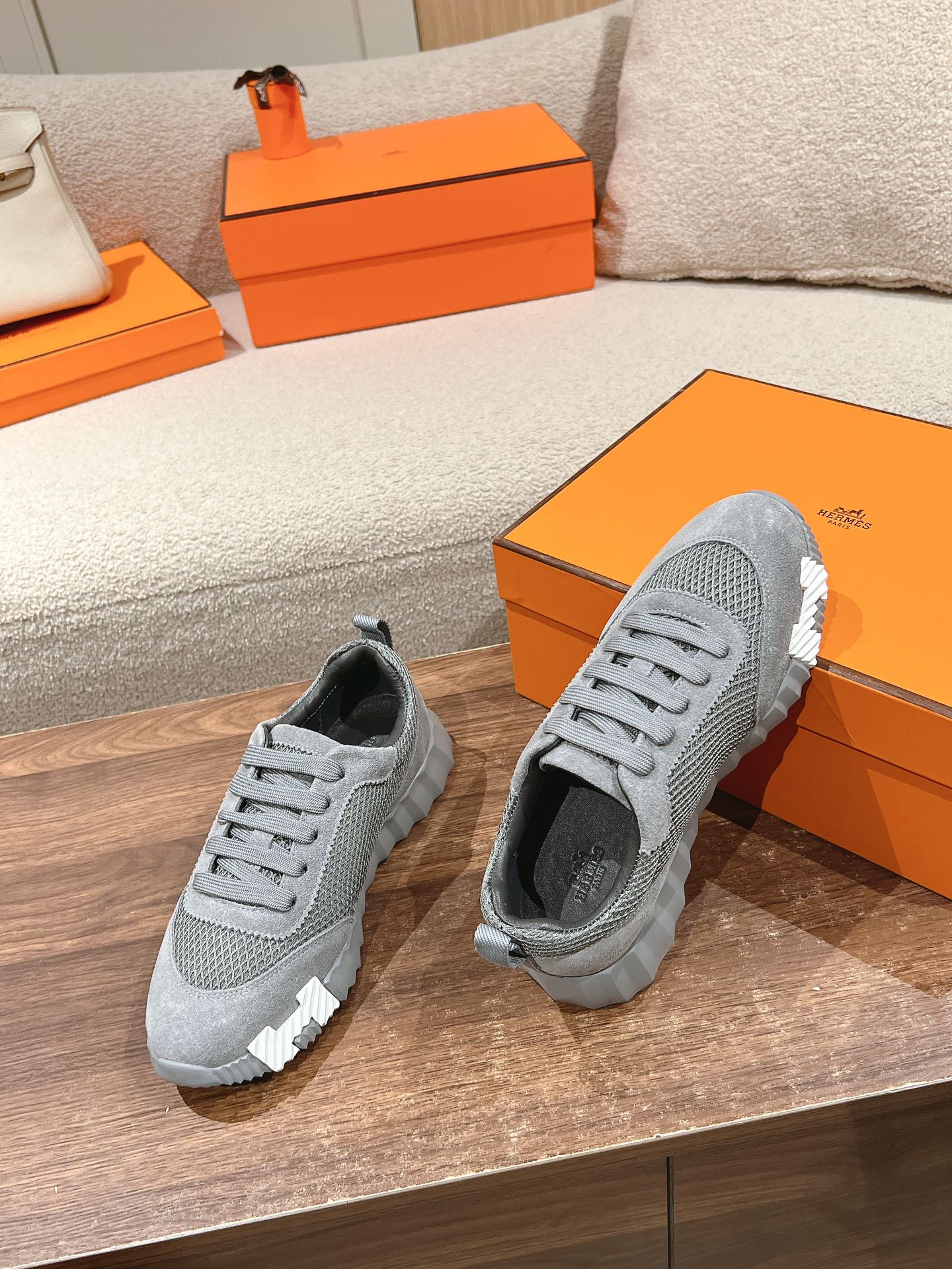 A-Sneakers