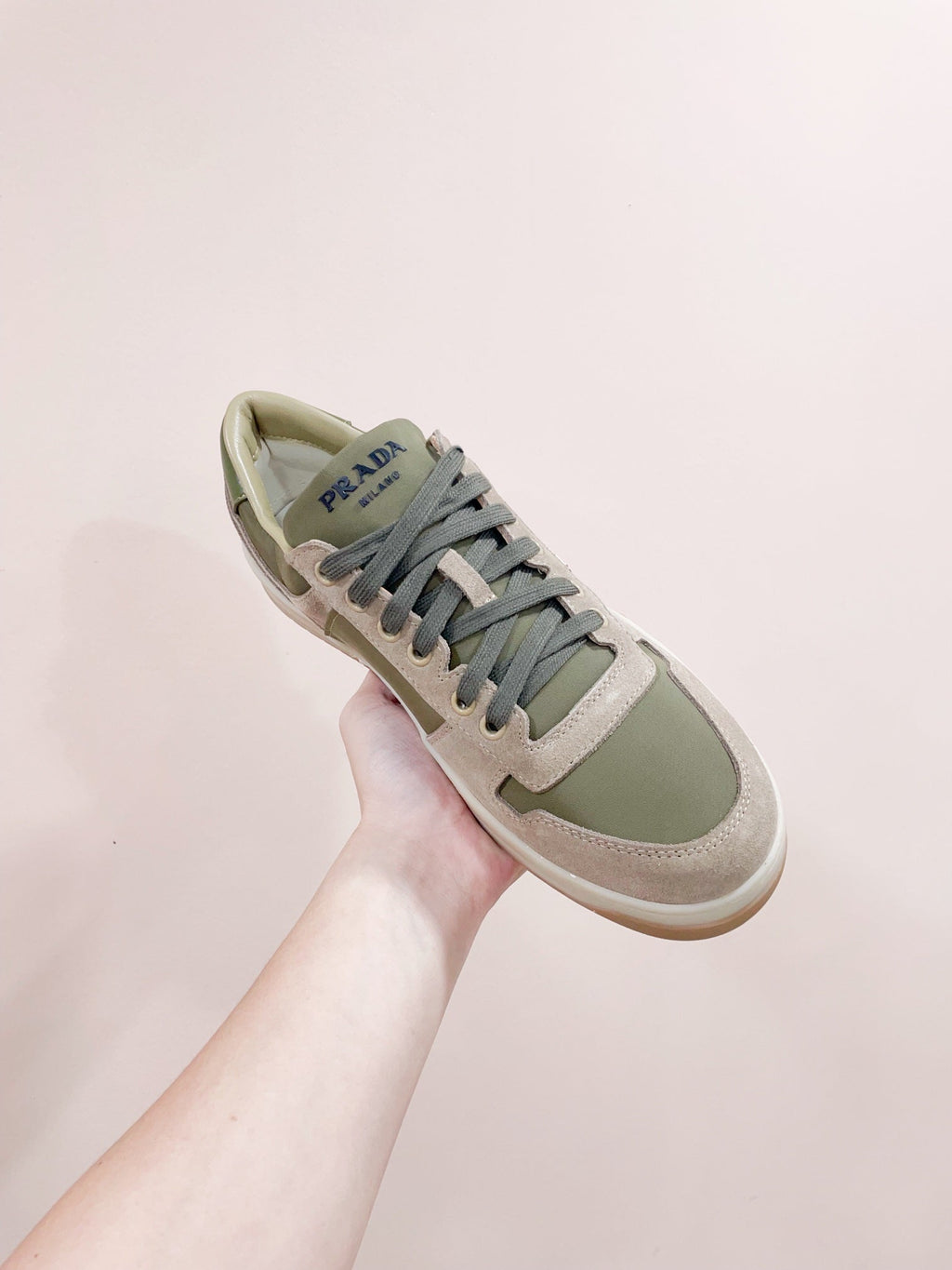 P-Sneakers