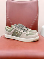 P-Sneakers