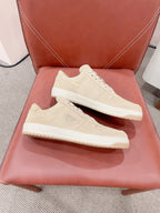 P-Sneakers