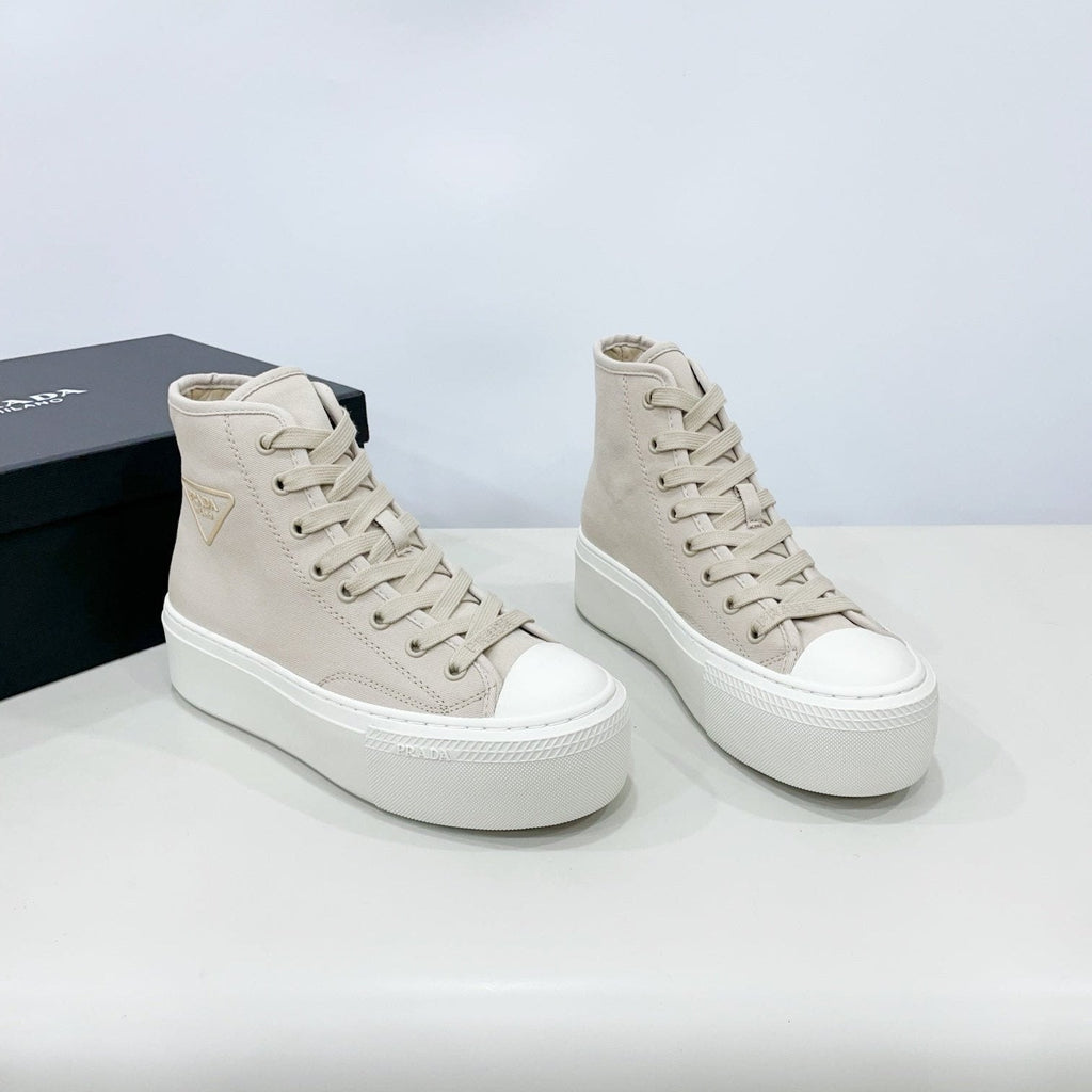 P-Sneakers