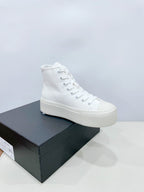 P-Sneakers