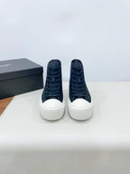 P-Sneakers