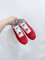 M-Sneakers