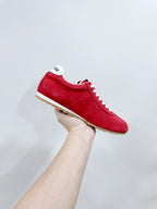M-Sneakers
