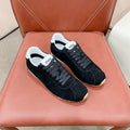 M-Sneakers