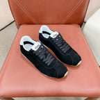 M-Sneakers