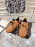 P-Sneakers