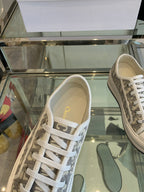 D-Sneakers