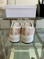D-Sneakers
