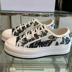 D-Sneakers