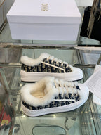 D-Sneakers