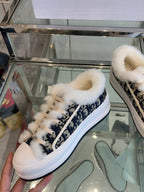 D-Sneakers