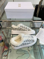 D-Sneakers
