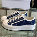 D-Sneakers