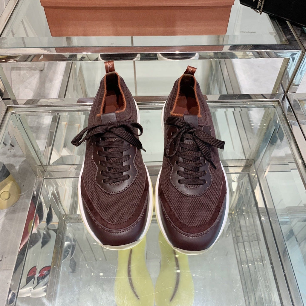 L-Sneakers