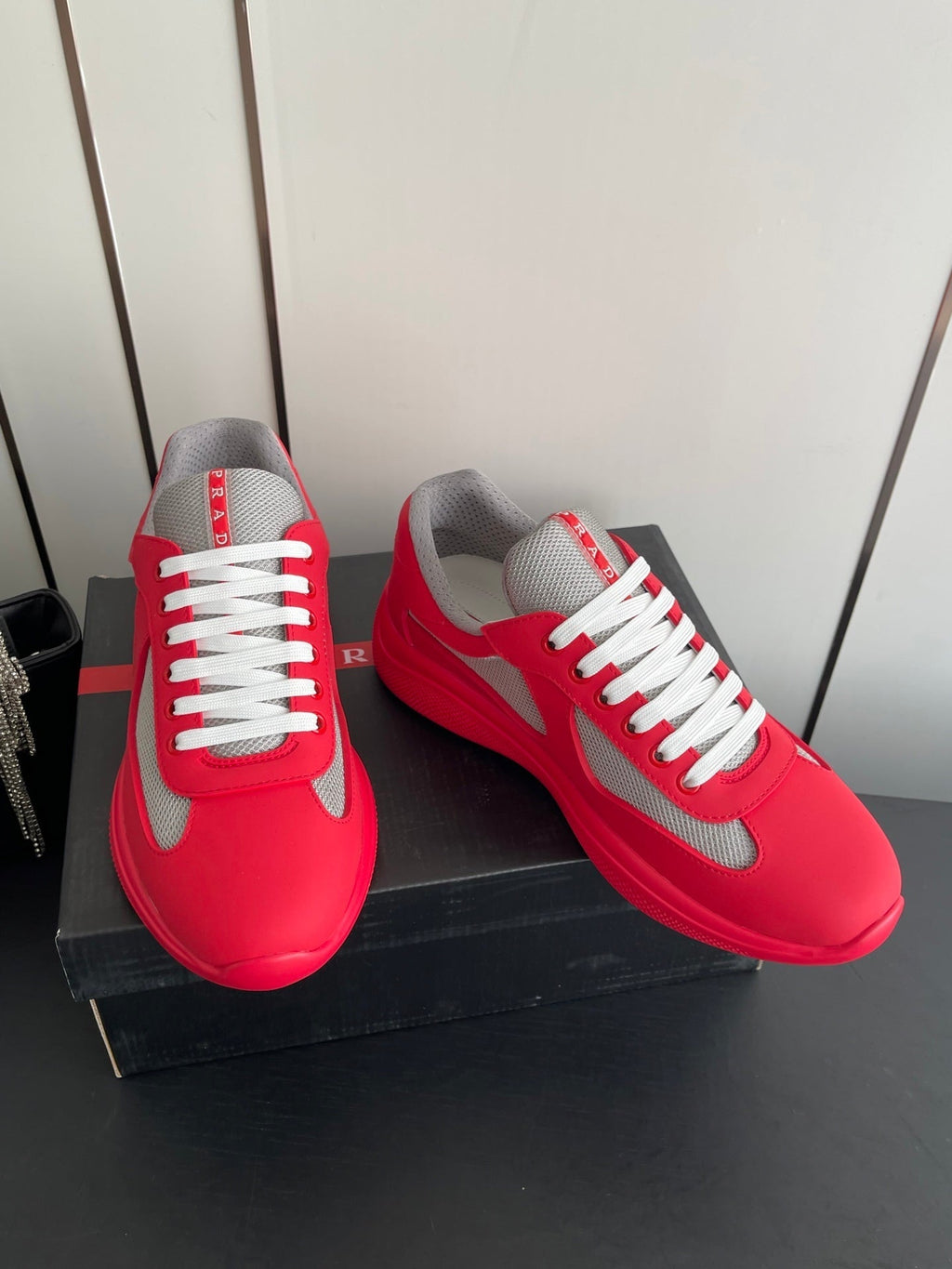 P-Sneakers
