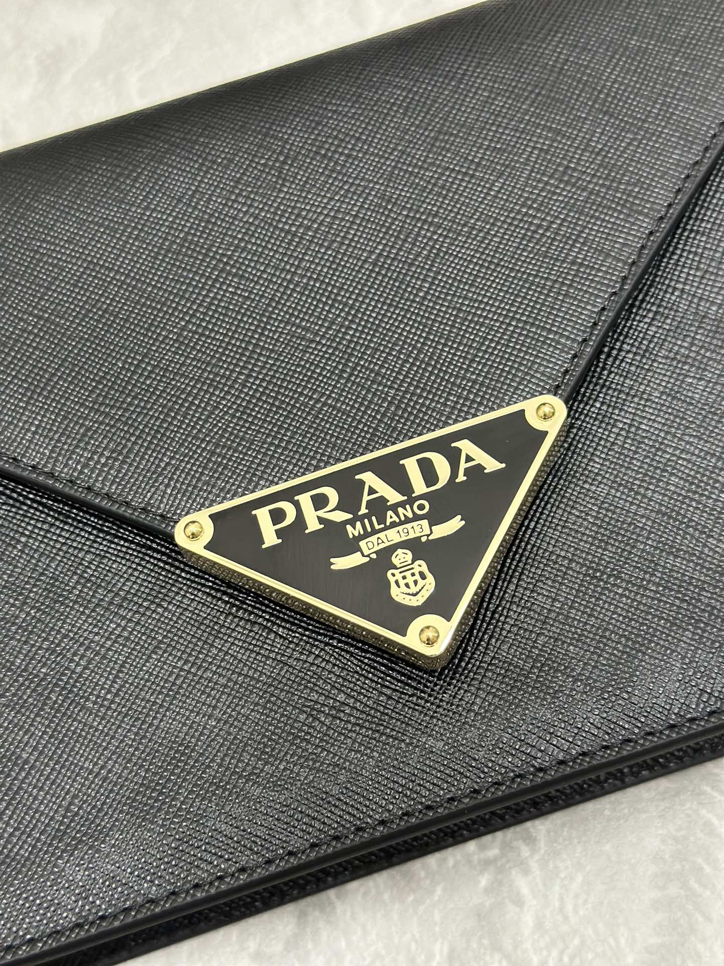 P-Shoulder Bag