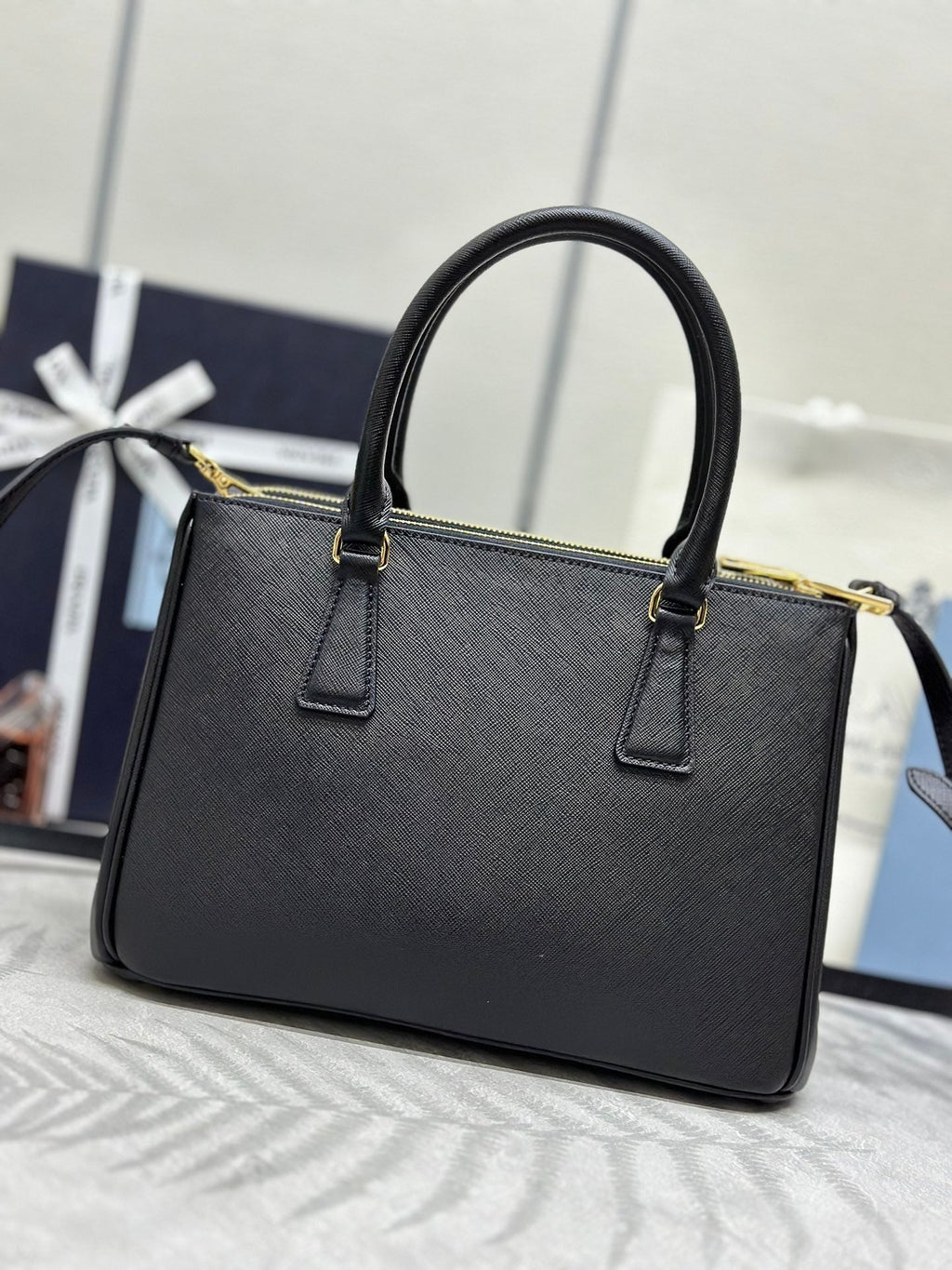 P-Shoulder Bag