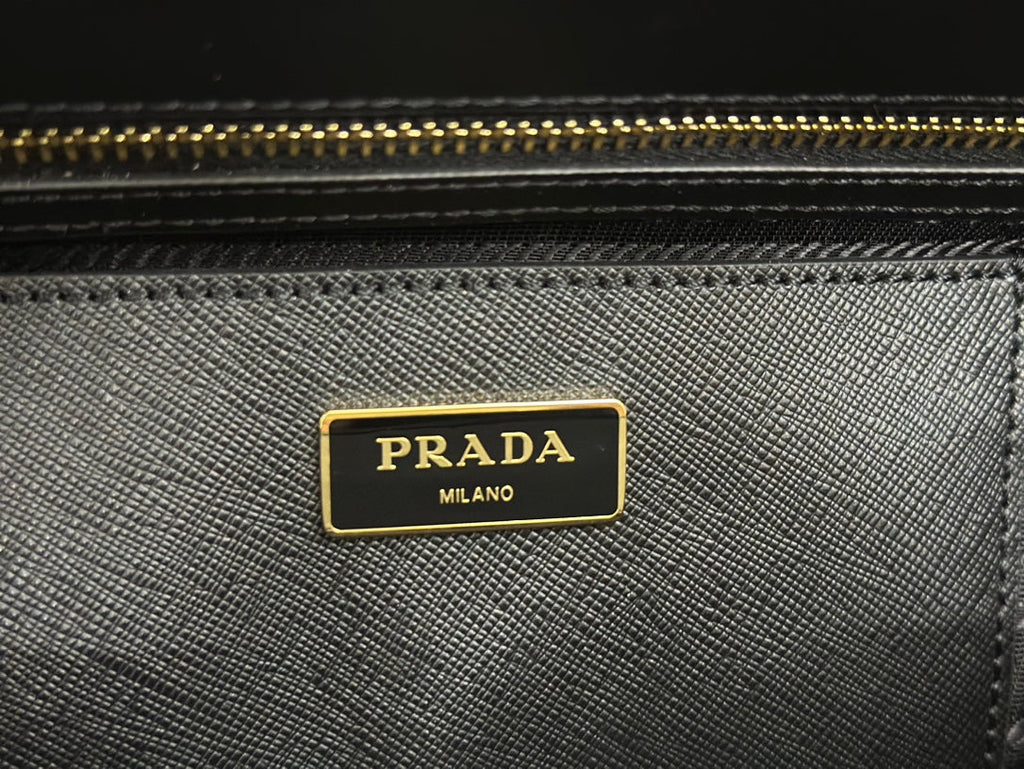 P-Shoulder Bag