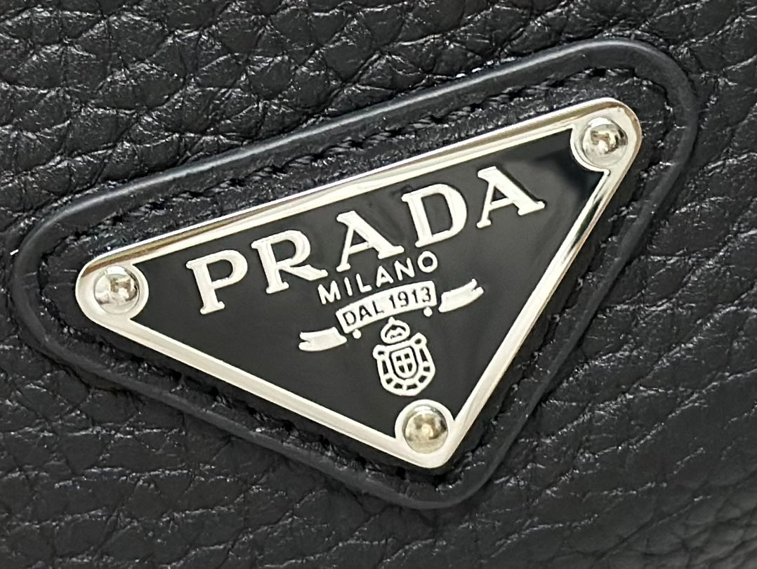 P-Shoulder Bag