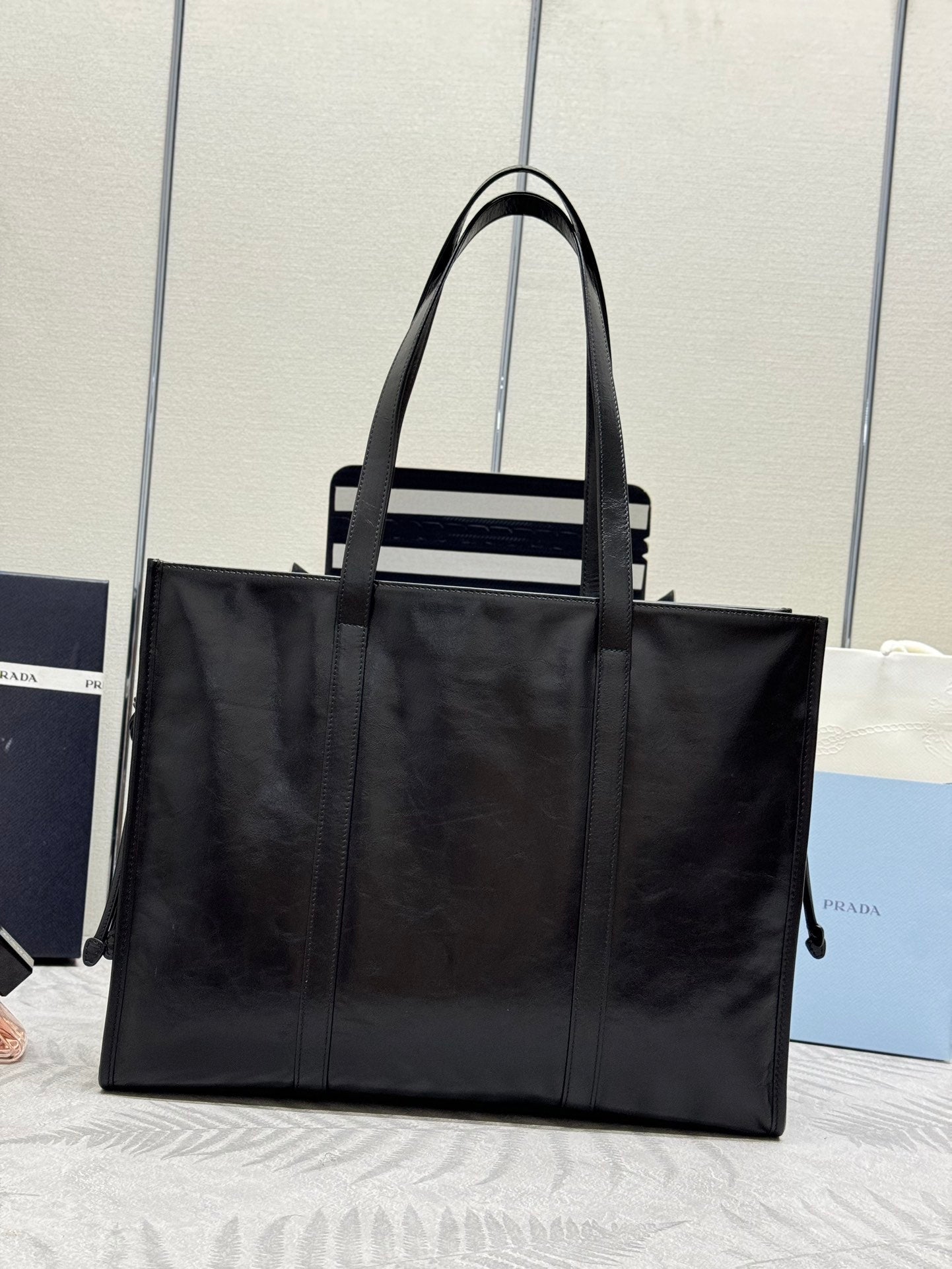 P-Shoulder Bag