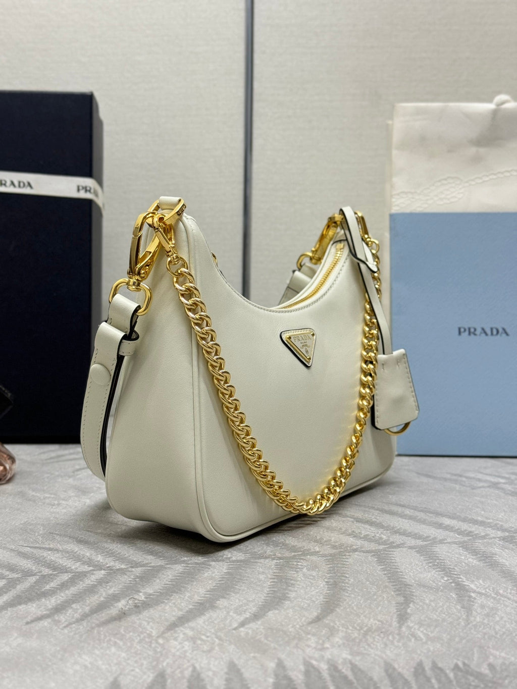 P-Shoulder Bag