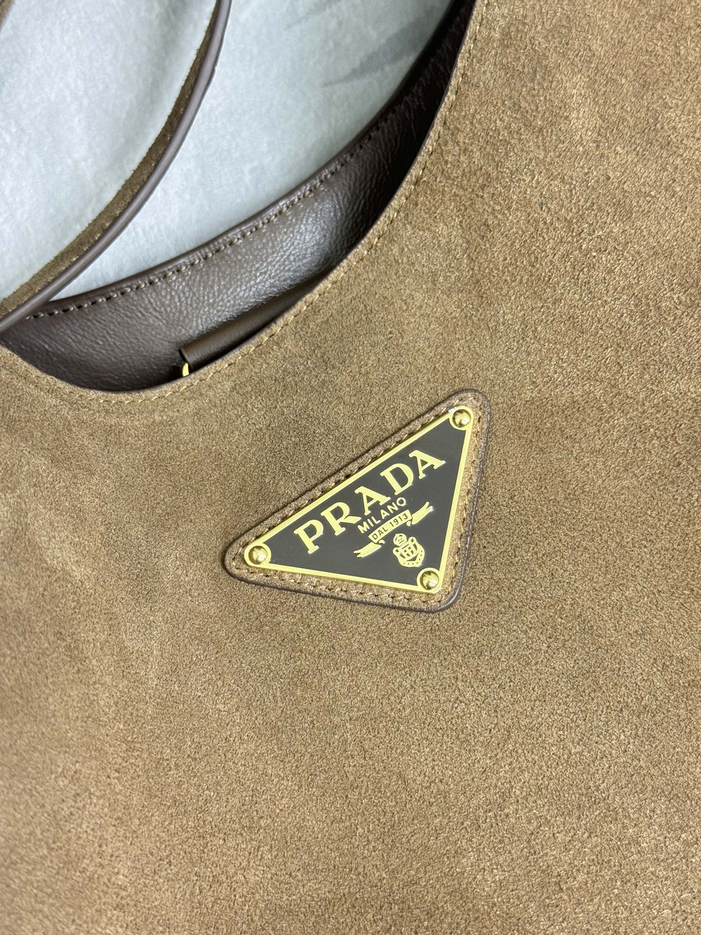 P-Shoulder Bag